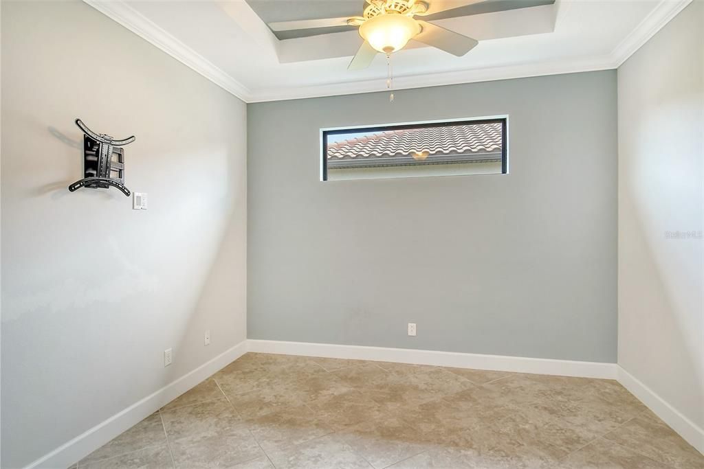 Active With Contract: $3,200 (2 beds, 2 baths, 1684 Square Feet)