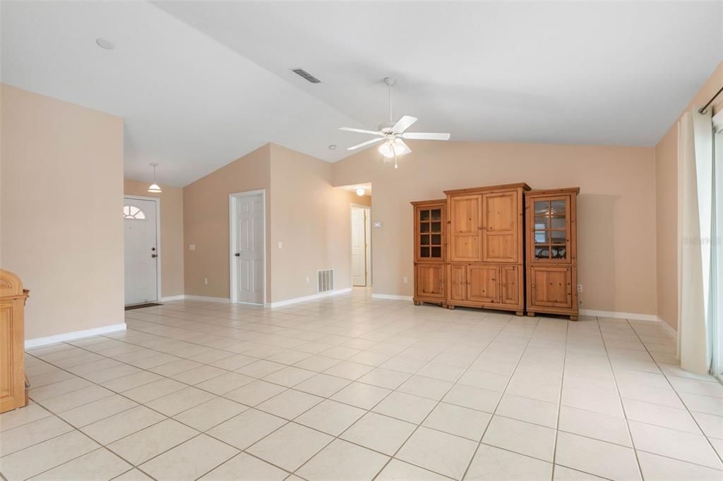 For Sale: $649,000 (3 beds, 2 baths, 1477 Square Feet)