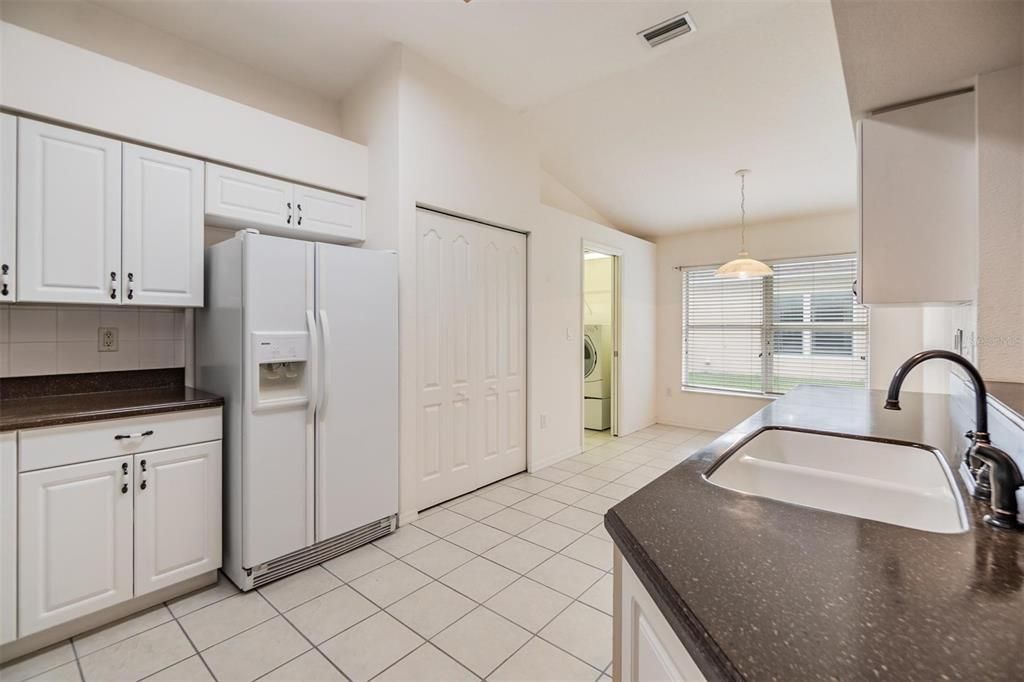 Active With Contract: $340,000 (3 beds, 2 baths, 1632 Square Feet)