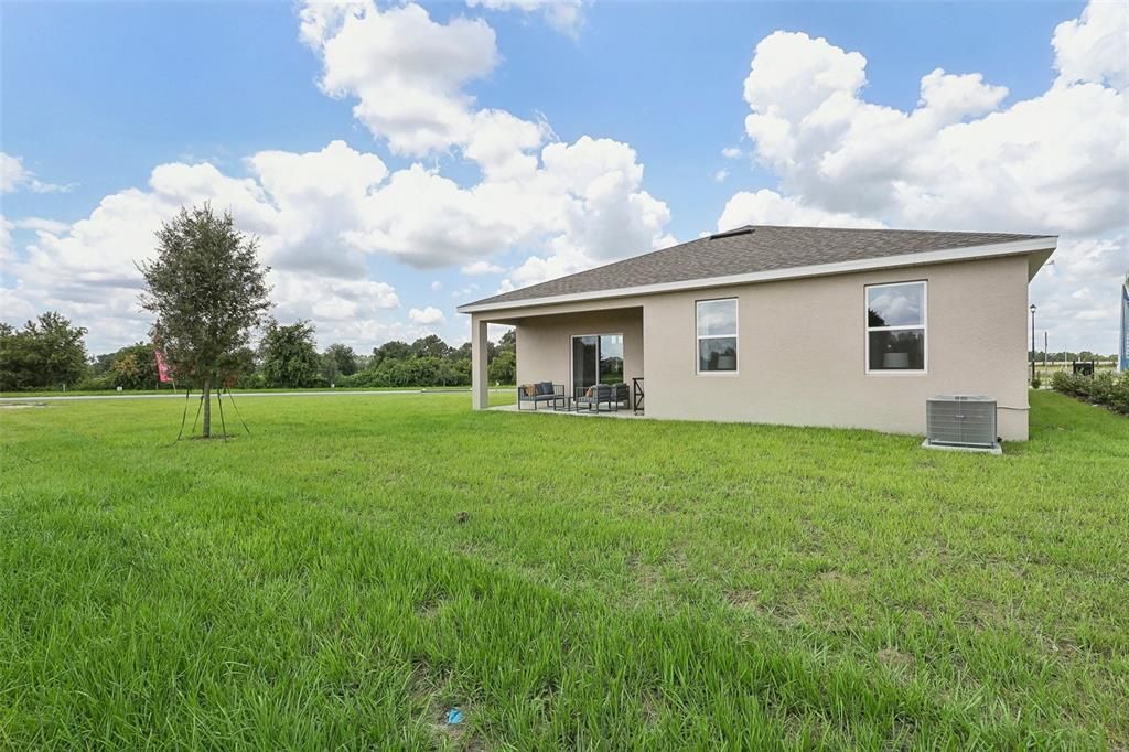 Active With Contract: $333,690 (4 beds, 3 baths, 2210 Square Feet)