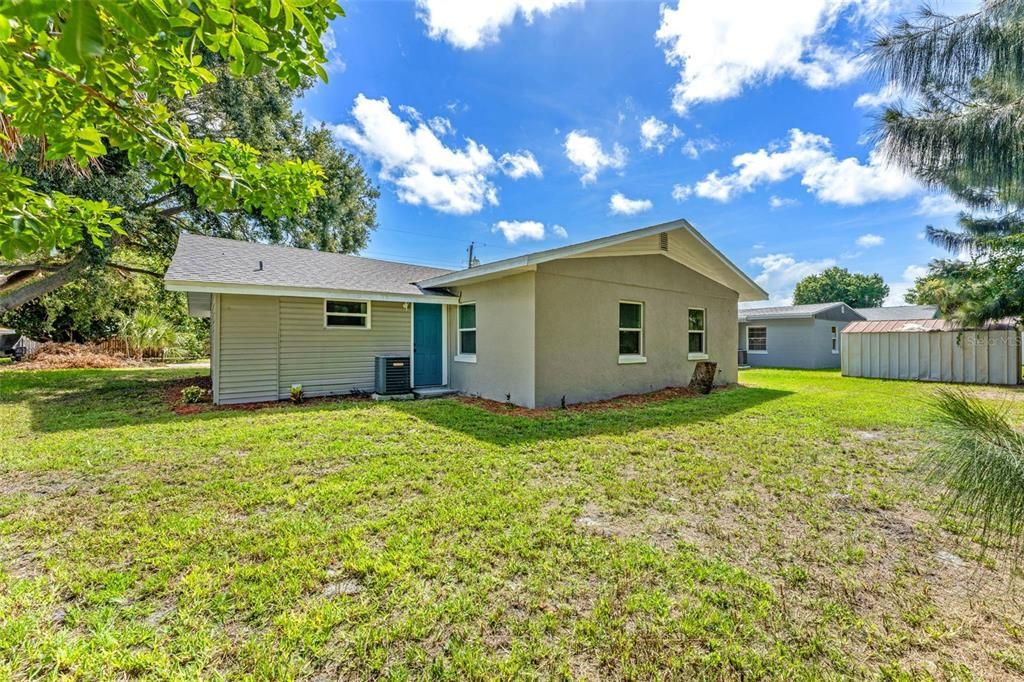 For Sale: $269,000 (3 beds, 2 baths, 1450 Square Feet)