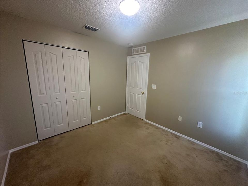 For Rent: $2,425 (4 beds, 2 baths, 1878 Square Feet)