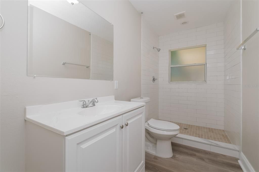 For Rent: $2,820 (3 beds, 2 baths, 1592 Square Feet)