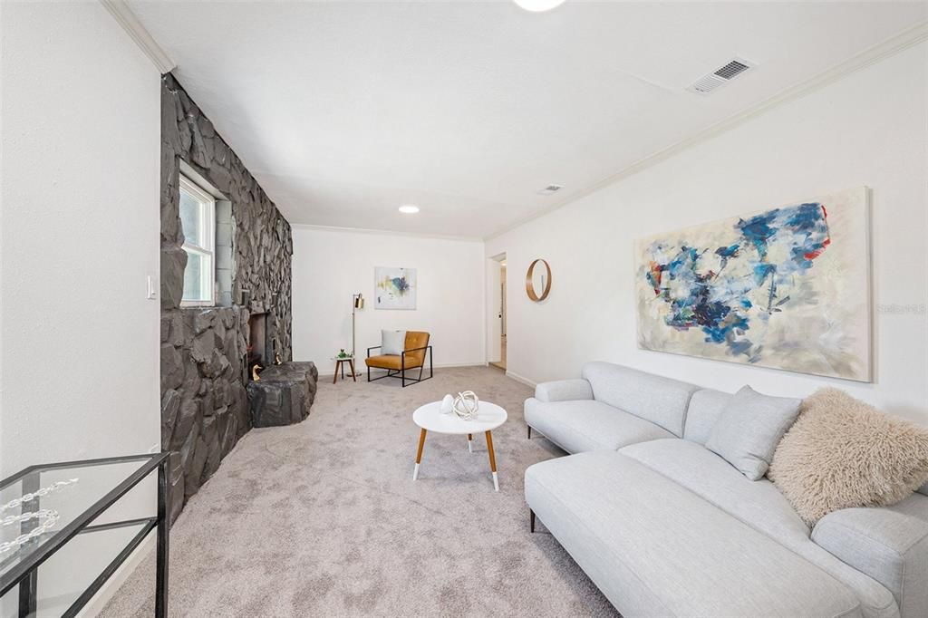 Active With Contract: $489,000 (4 beds, 2 baths, 2234 Square Feet)