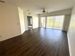 Active With Contract: $1,499 (2 beds, 2 baths, 996 Square Feet)