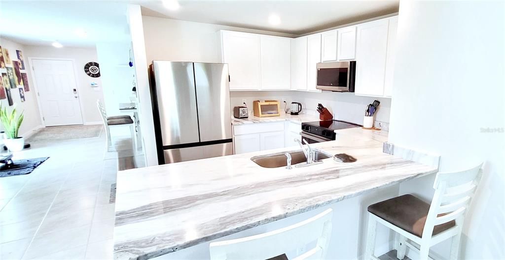 Active With Contract: $2,400 (3 beds, 2 baths, 1504 Square Feet)