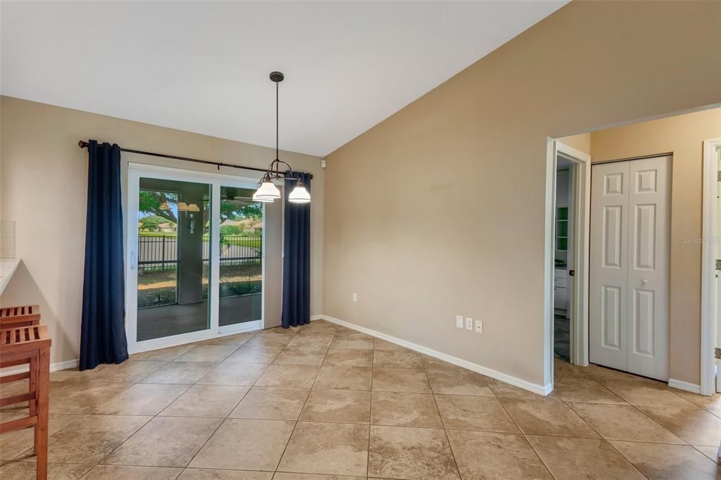 Active With Contract: $399,500 (3 beds, 2 baths, 1618 Square Feet)