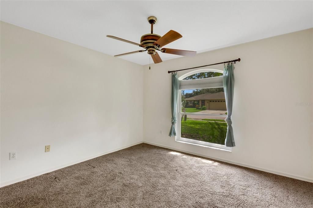 Active With Contract: $399,500 (3 beds, 2 baths, 1618 Square Feet)