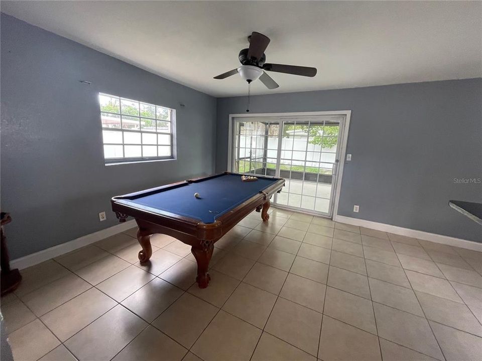 For Sale: $340,000 (4 beds, 2 baths, 1492 Square Feet)