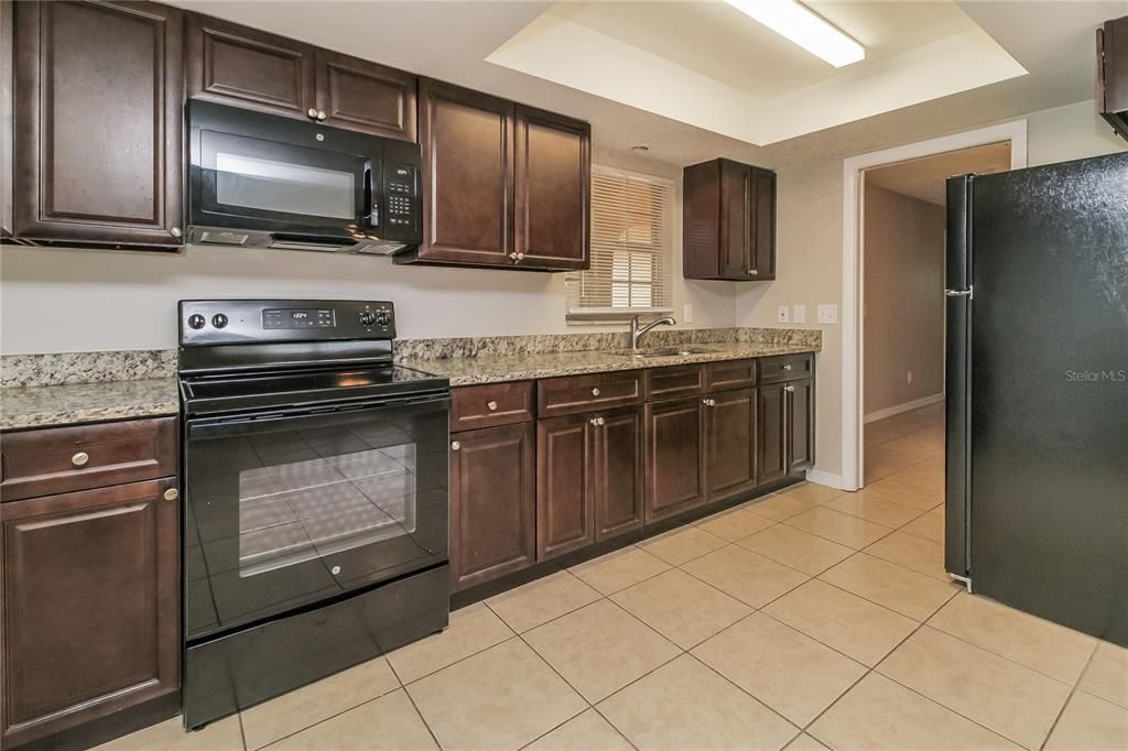 For Rent: $1,860 (4 beds, 2 baths, 1483 Square Feet)