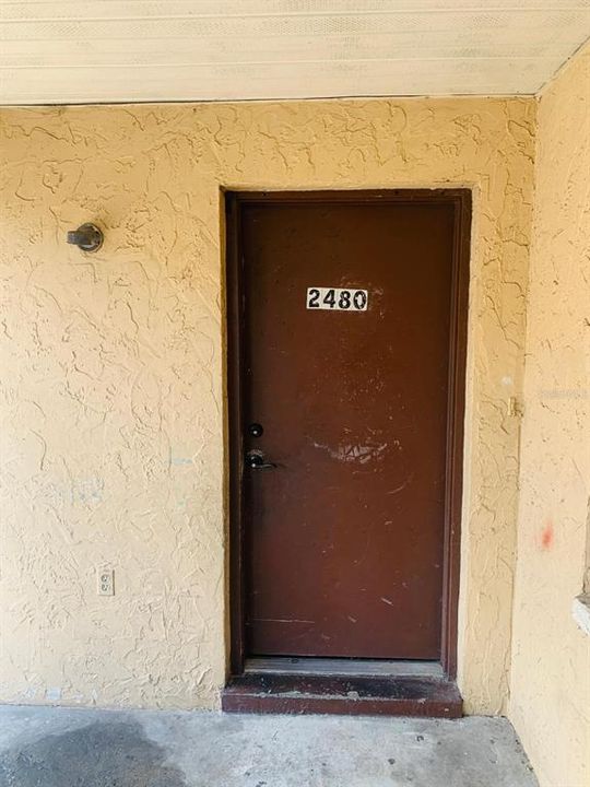 For Rent: $1,500 (3 beds, 2 baths, 2440 Square Feet)