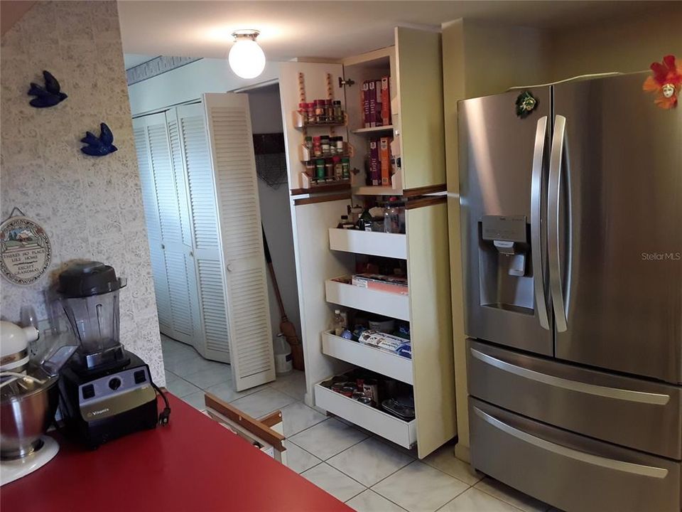 Pull out pantry drawers