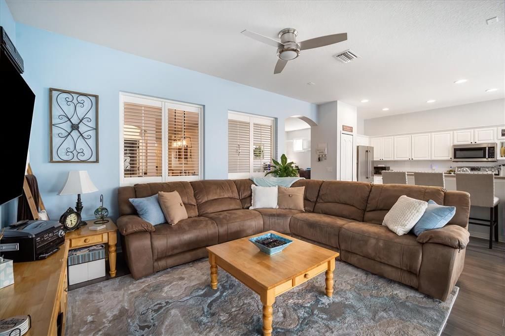 Active With Contract: $539,000 (4 beds, 2 baths, 2130 Square Feet)