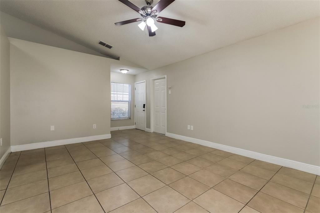 Active With Contract: $2,405 (3 beds, 2 baths, 2082 Square Feet)