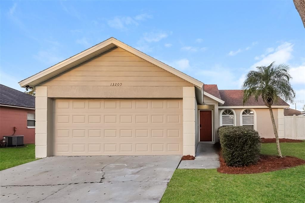 Active With Contract: $2,405 (3 beds, 2 baths, 2082 Square Feet)