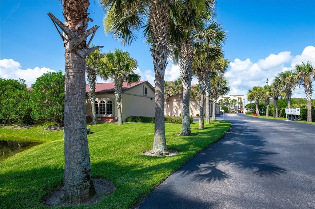 For Sale: $975,000 (3 beds, 2 baths, 2292 Square Feet)