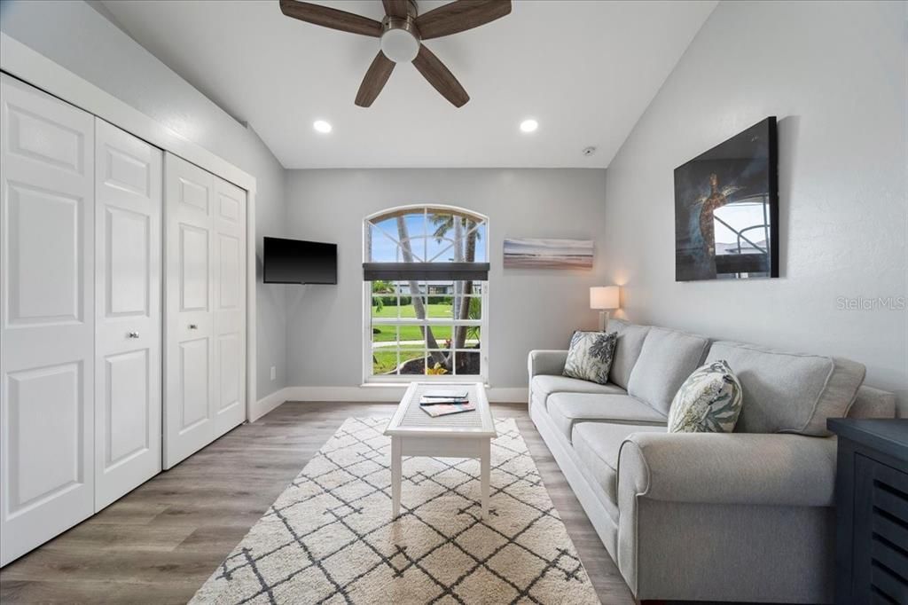 Active With Contract: $1,000,000 (4 beds, 2 baths, 2134 Square Feet)