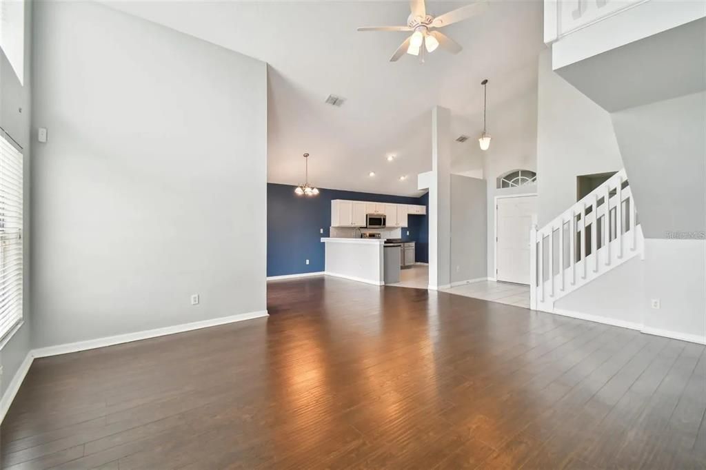 Active With Contract: $2,300 (3 beds, 2 baths, 1808 Square Feet)