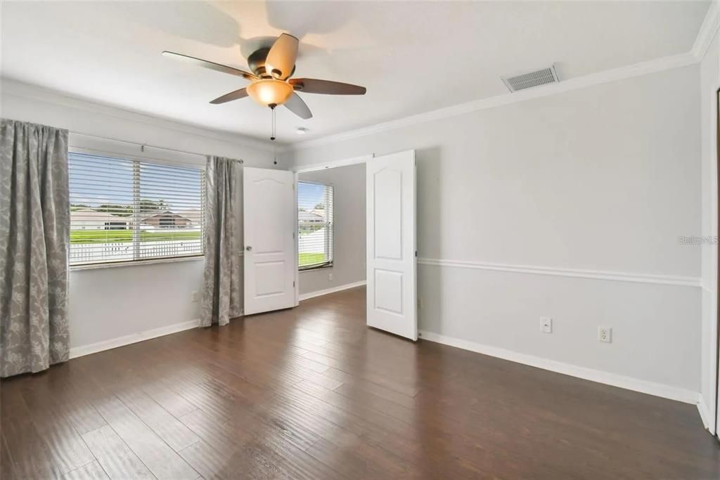 Active With Contract: $2,300 (3 beds, 2 baths, 1808 Square Feet)