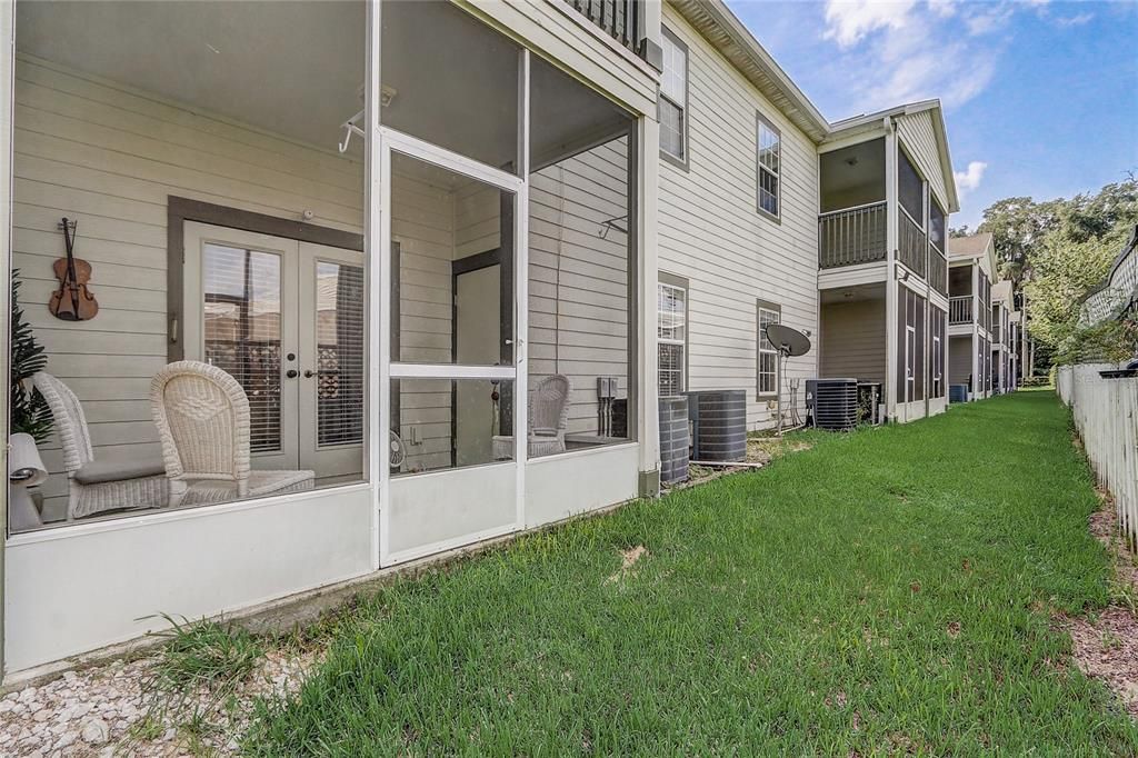 Active With Contract: $169,000 (2 beds, 2 baths, 1148 Square Feet)