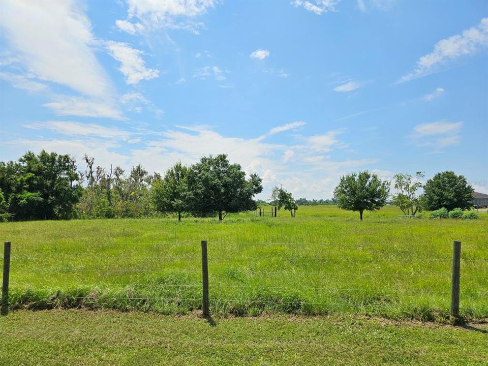 En Venta: $150,000 (5.00 acres)