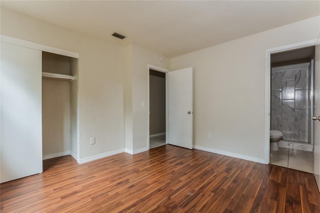 For Rent: $1,595 (3 beds, 2 baths, 1150 Square Feet)