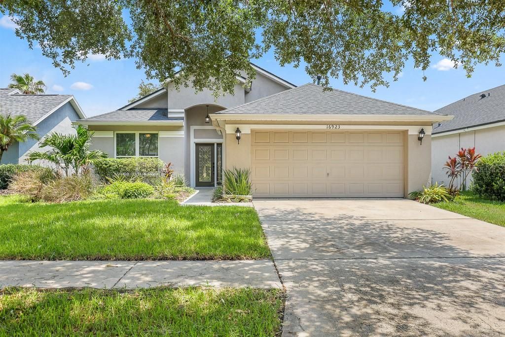 Recently Rented: $2,750 (3 beds, 2 baths, 1751 Square Feet)