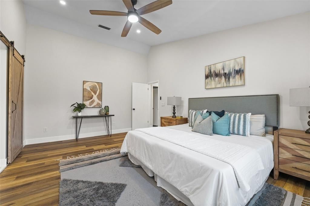 Active With Contract: $575,000 (3 beds, 2 baths, 2120 Square Feet)