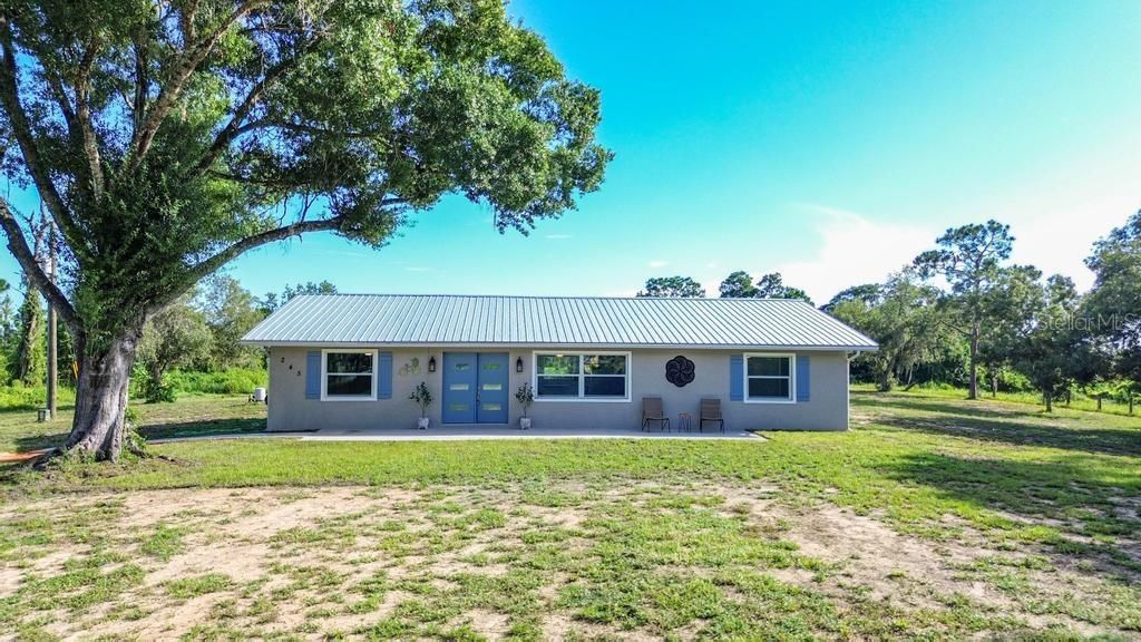 For Sale: $479,000 (3 beds, 2 baths, 1855 Square Feet)