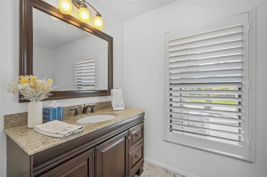 Active With Contract: $1,995,000 (3 beds, 2 baths, 2330 Square Feet)