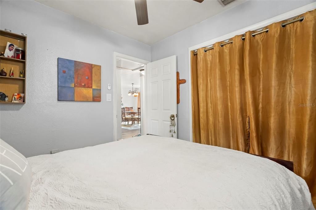 Active With Contract: $459,000 (4 beds, 2 baths, 1660 Square Feet)