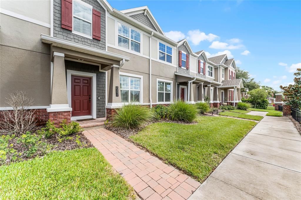 For Sale: $489,000 (3 beds, 2 baths, 1688 Square Feet)