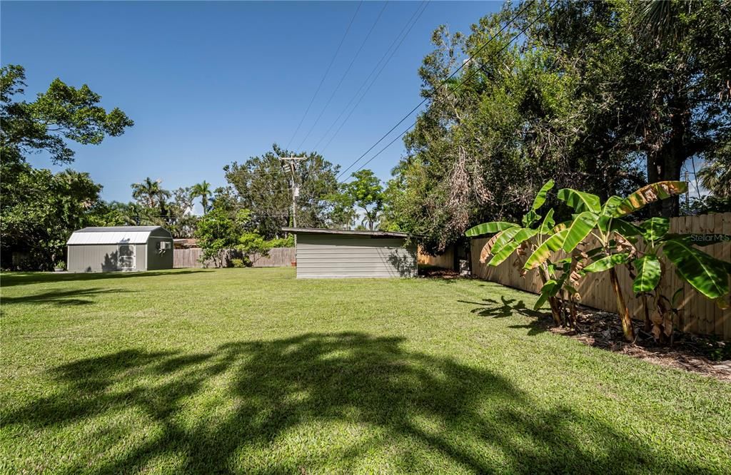 For Sale: $649,900 (3 beds, 2 baths, 1953 Square Feet)