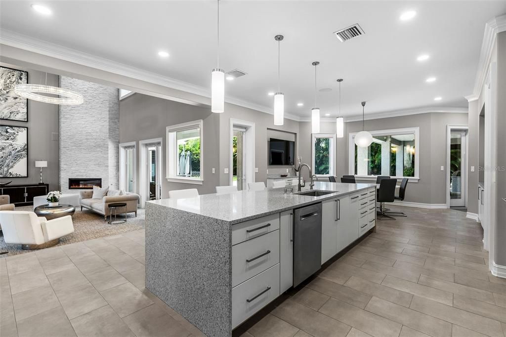 Spacious kitchen island