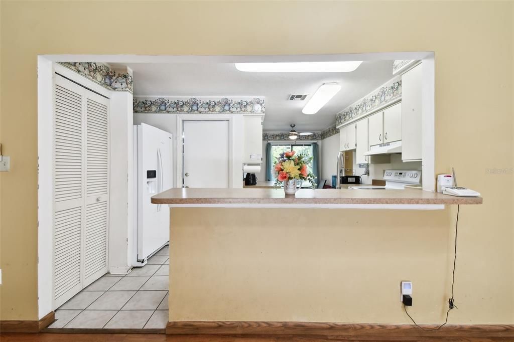 Active With Contract: $375,000 (4 beds, 2 baths, 2120 Square Feet)