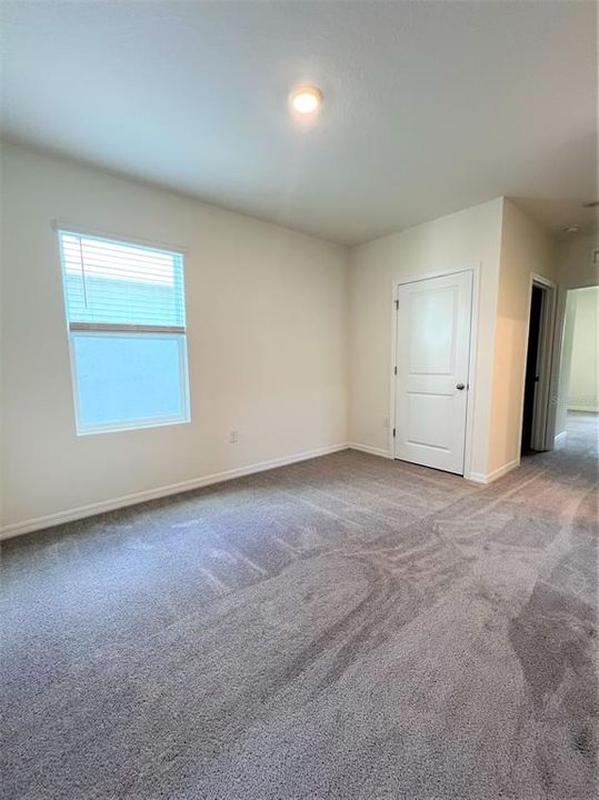 For Rent: $2,900 (4 beds, 2 baths, 2260 Square Feet)