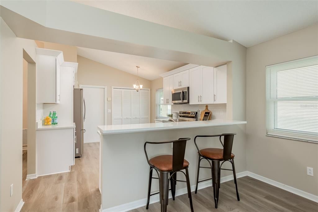 Active With Contract: $349,900 (3 beds, 2 baths, 1560 Square Feet)