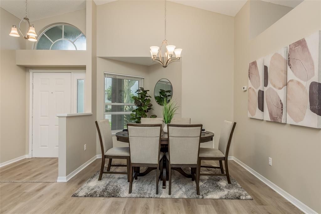 Active With Contract: $349,900 (3 beds, 2 baths, 1560 Square Feet)