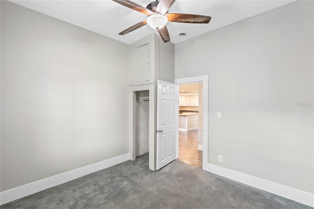 Active With Contract: $2,500 (3 beds, 2 baths, 1342 Square Feet)