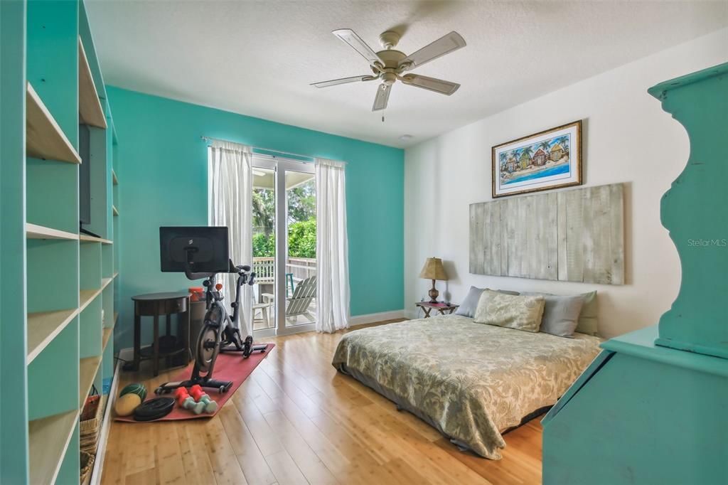 Active With Contract: $379,900 (3 beds, 2 baths, 1430 Square Feet)