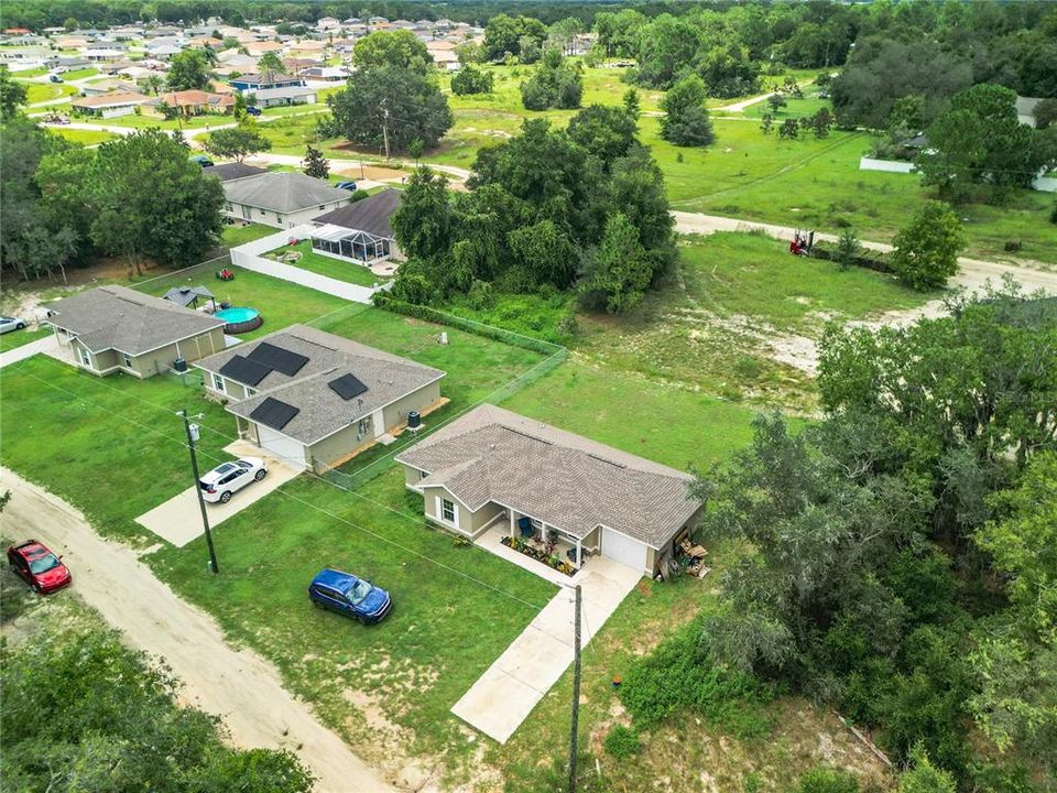 Active With Contract: $214,900 (3 beds, 2 baths, 1087 Square Feet)