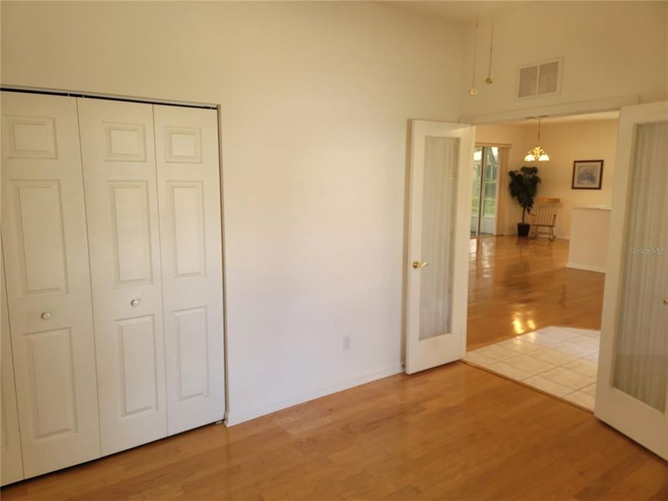 For Sale: $265,900 (3 beds, 2 baths, 1514 Square Feet)