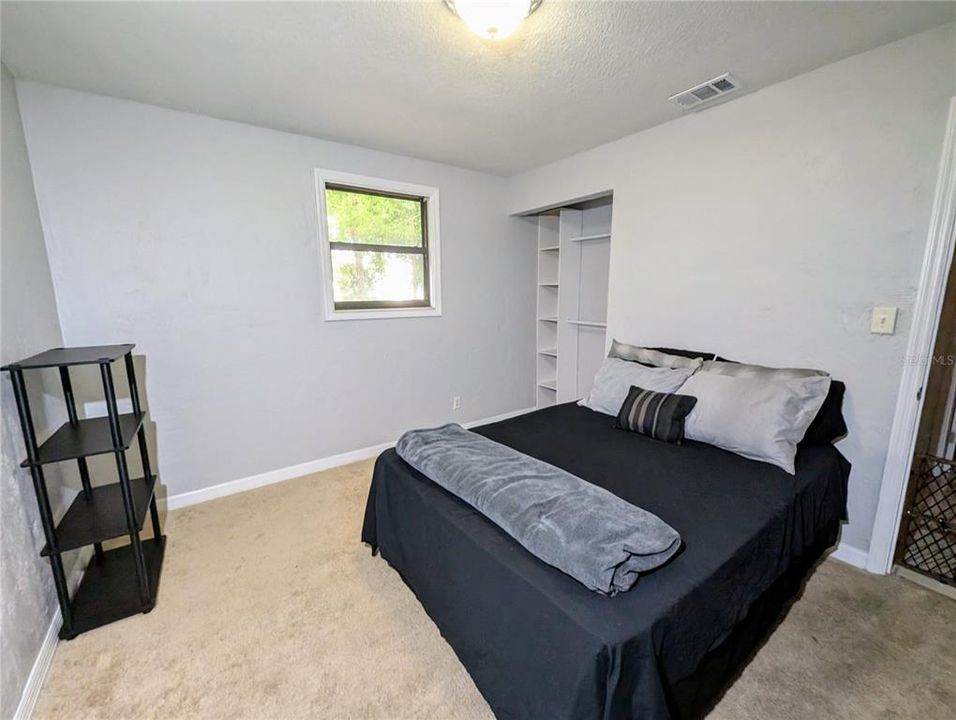 Active With Contract: $239,000 (3 beds, 2 baths, 1492 Square Feet)