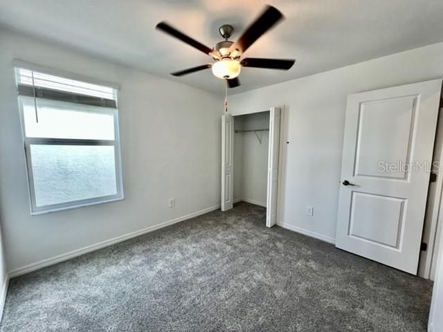 For Rent: $2,700 (5 beds, 2 baths, 2215 Square Feet)