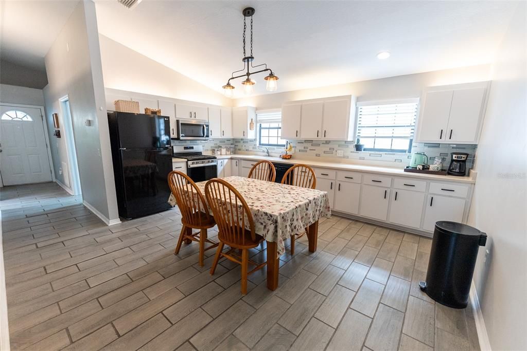 Kitchen - open with lots of cabinetry!