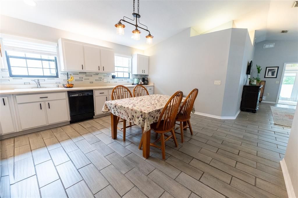 Dining space - room for larger table!