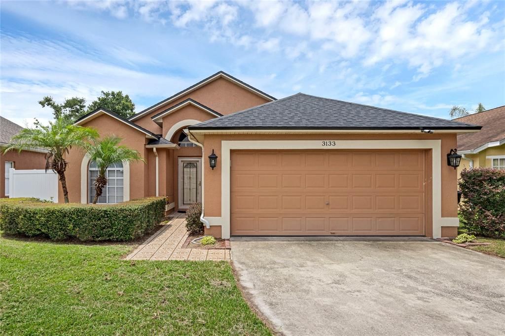 Recently Sold: $425,000 (3 beds, 2 baths, 1594 Square Feet)