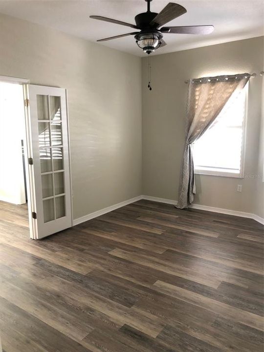 For Rent: $2,900 (3 beds, 2 baths, 1911 Square Feet)