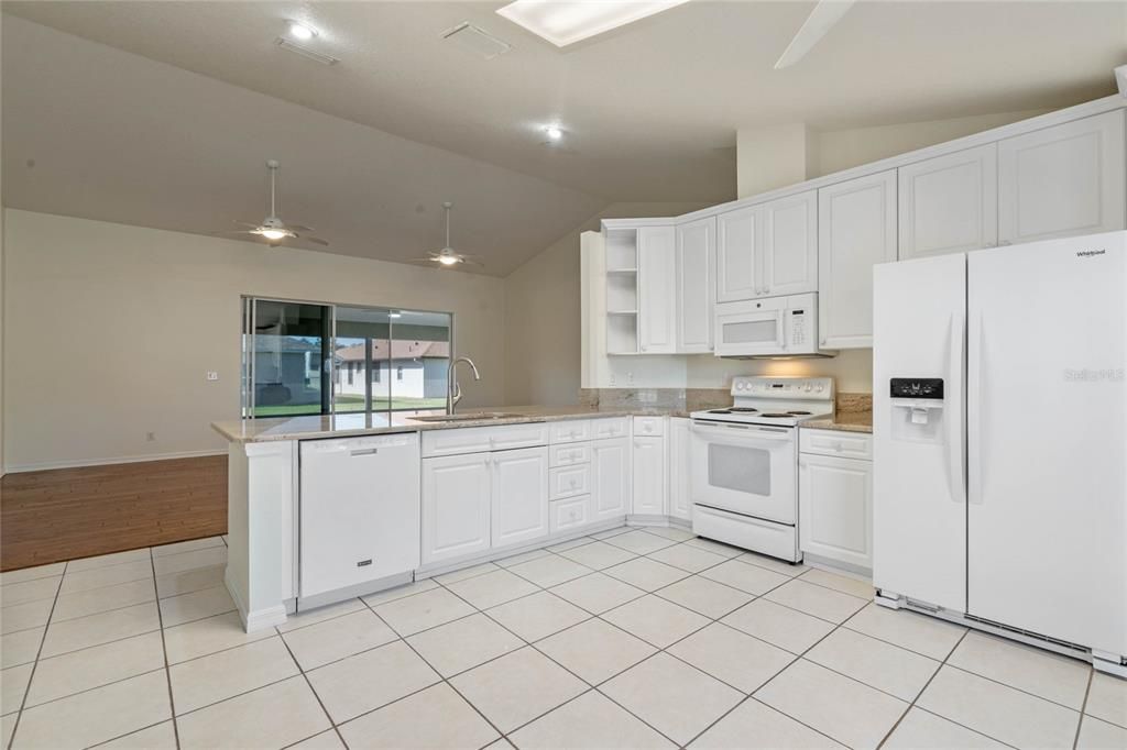 Active With Contract: $325,000 (3 beds, 2 baths, 1836 Square Feet)