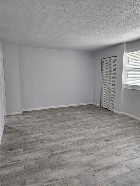 For Rent: $1,100 (2 beds, 1 baths, 848 Square Feet)